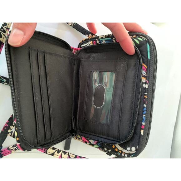 Vera Bradley BANDANA SWIRL Black Retired All in One Crossbody & Wristlet Straps - Picture 6 of 8